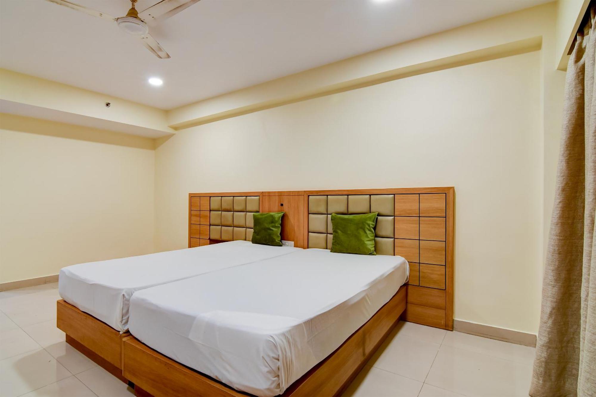 Hotel Urban Asia Calcutta Buitenkant foto