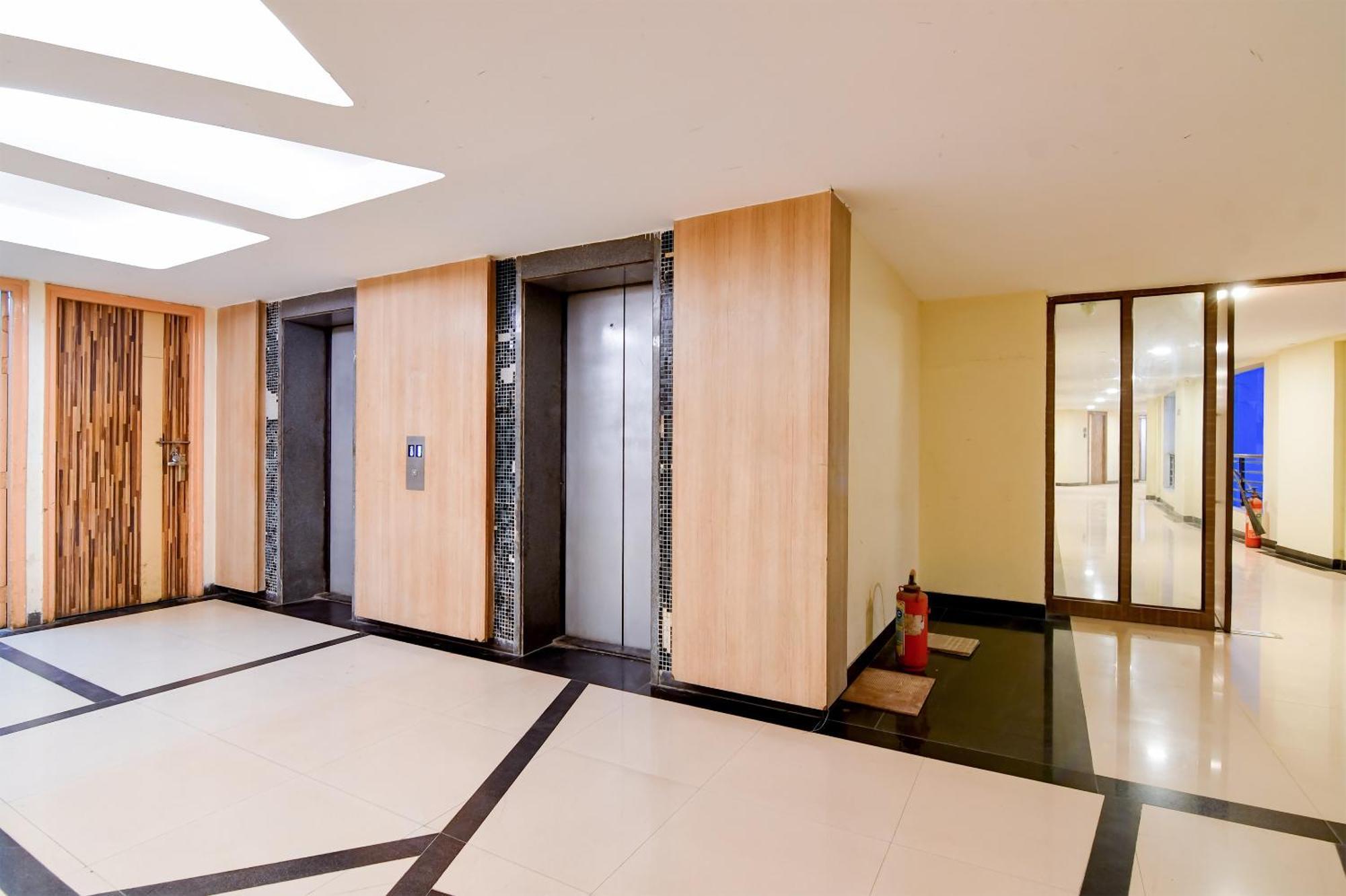 Hotel Urban Asia Calcutta Buitenkant foto