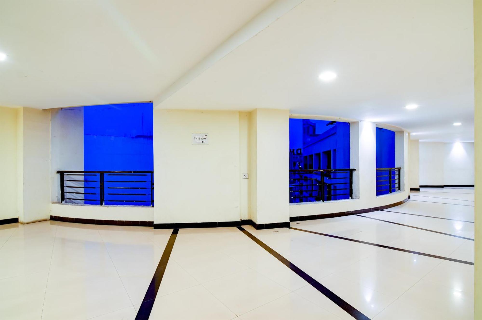 Hotel Urban Asia Calcutta Buitenkant foto